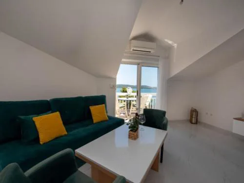 Villa Tomi - Double Room With Sea View 3