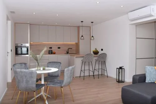 Apartment Šimun - brand new, private parking