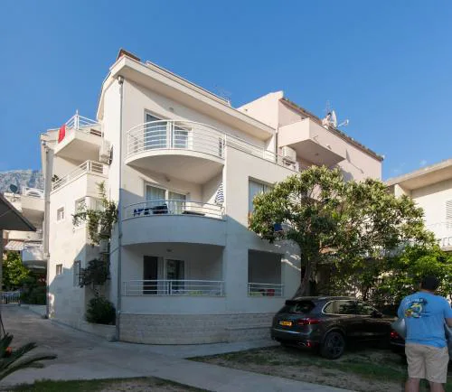 Apartments Milana 2