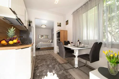 Apartments Ozrenka