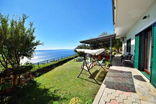 Holiday home in Gornje Tucepi 6625