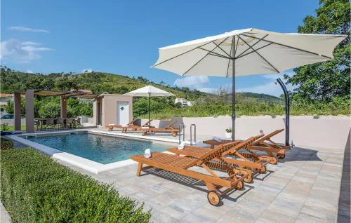 Awesome Home In Tugare With Kitchen