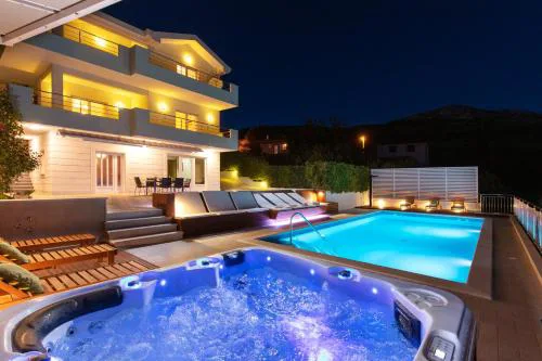 Luxury Villa Lovric with private heated pool, Jacuzzi, Sauna and private tavern