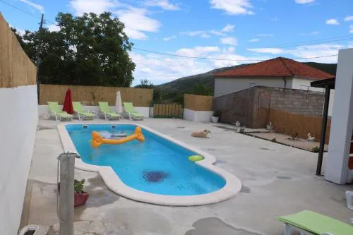 Villa with swimming pool and game room