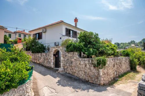 Kuća 100m od mora - Drvenik Veli