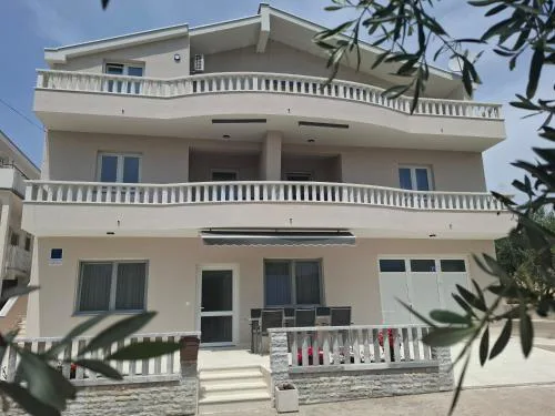 Apartments Vidović