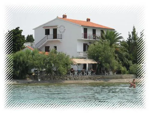 APARTMANI MARIN