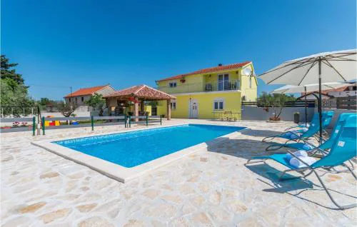 Nice Apartment In Gornje Rastane