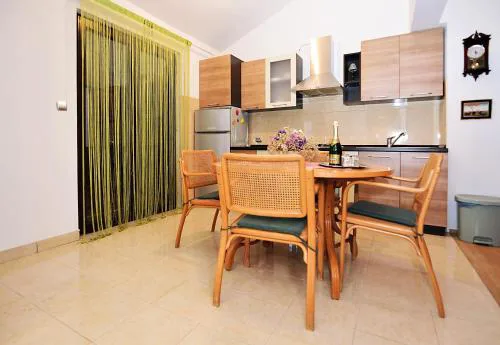 Apartments Bijuk