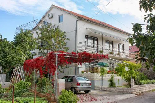 Apartments with parking space Sukosan, Zadar - 5777