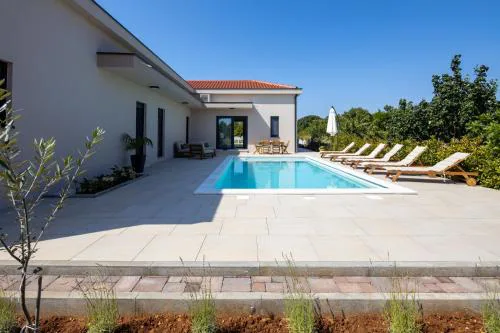 Villa J&P