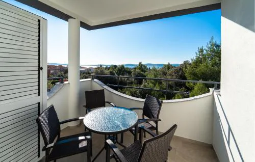 Amazing Apartment In Bibinje With Wifi