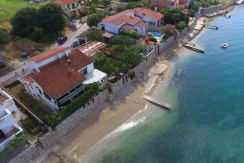 Apartman Mirna