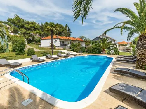 Apartment in Bibinje with Adriatic Views