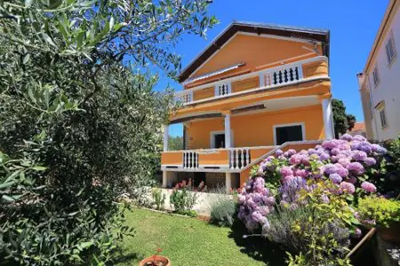 Apartments Kero