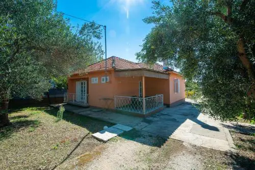 Apartments with parking space Bibinje, Zadar - 12270