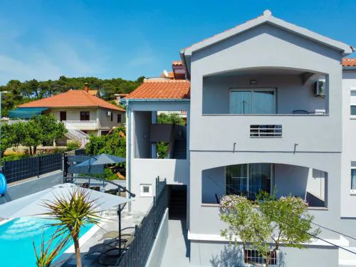 Modern apartment with private pool