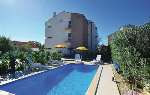 Stunning Apartment In Bibinje