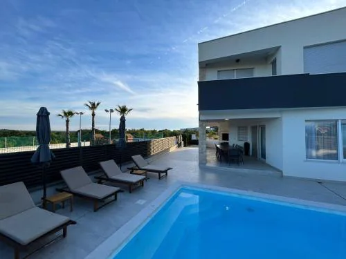 Villa Amfora with heated pool, wellness and tennis