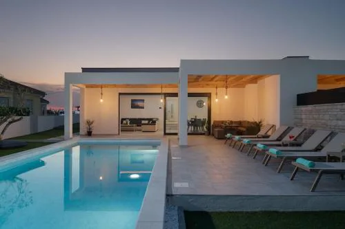 Villa EOS