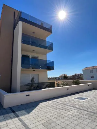 Apartman - Kera Nin