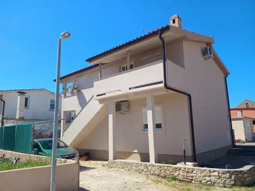 Apartments with parking space Nin, Zadar - 23493