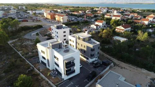 Apartments with parking space Nin, Zadar - 24014