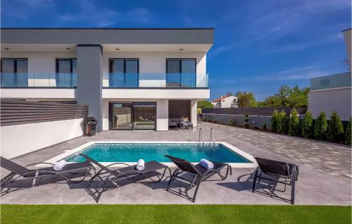 Villa Bura