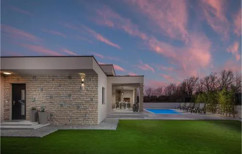 Villa Rose