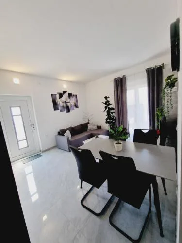 Apartmani Marina Vir centar