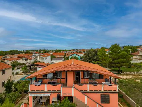 APARTMANI ZLATA