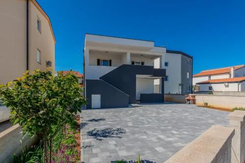 Apartment Mutak