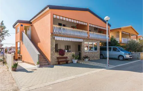 Apartment Vir Iii