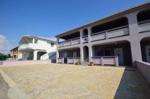 Apartments Brandis