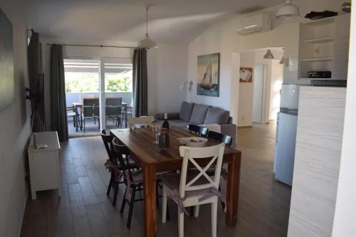 Apartments Mondo