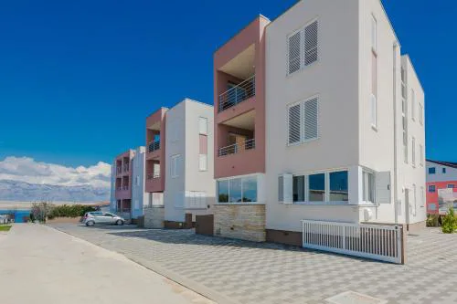 Apartments with parking spaces Vir - 21084