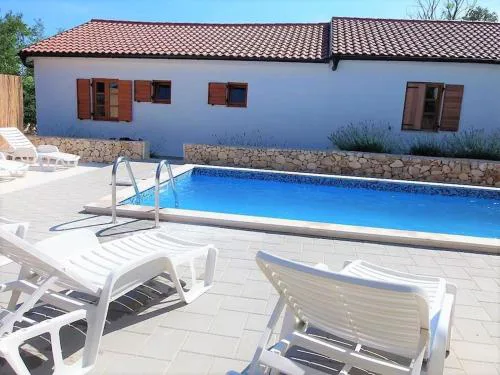 Family-friendly apartments with swimming pools Vir - Lozice, Vir - 13569