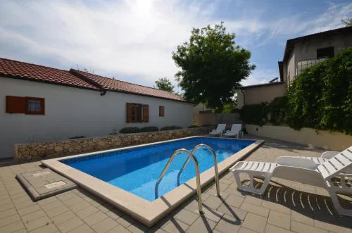 Family friendly apartments with a swimming pool Vir - Lozice, Vir - 18538