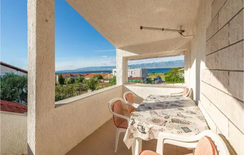 Lovely Apartment In Vir