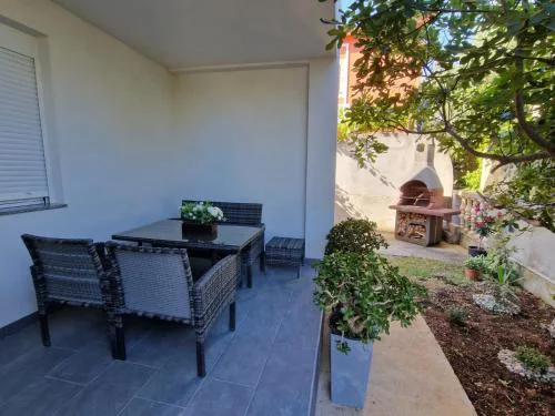 Spacious apartment Bela Vista - by TA Leut Agency