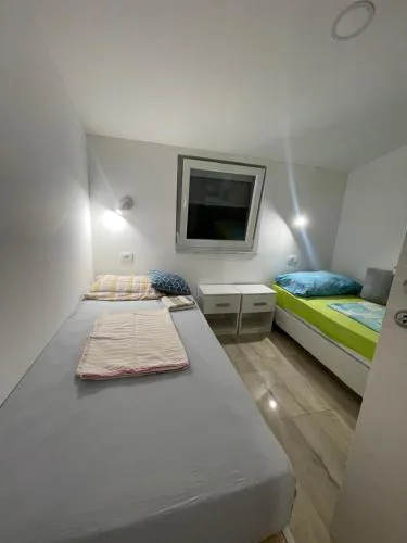 Vila White Pearl
