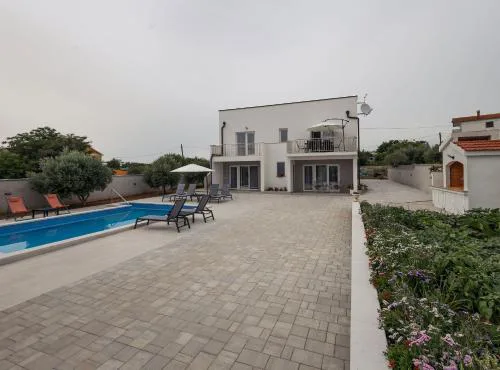 Holiday Home Milutin 1