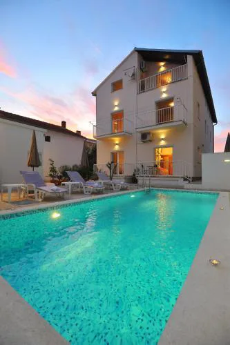 Apartman Miki Borik