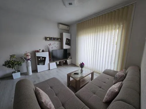 Apartmens Leona