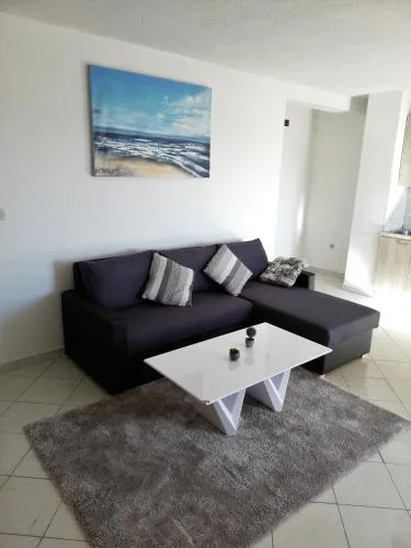 Apartment 3