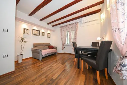 Apartment Aldora