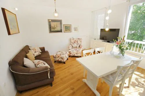 Apartment Amber