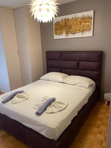 Apartment By The Center