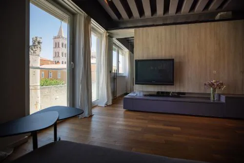 Apartment F