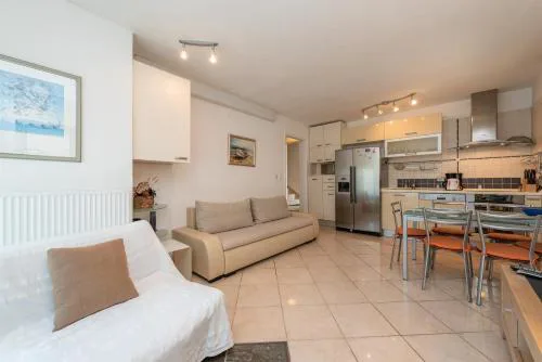 Apartments Babin - Holly